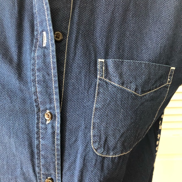 Uniqlo Denim Shirt with Floral Back - Picture 4 of 6